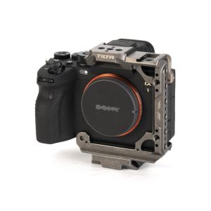 Tilta Half Camera Cage für Sony a1 – Tactical Gray